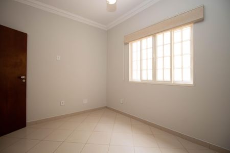 Casa para alugar com 132m², 4 quartos e 3 vagasQuarto 1