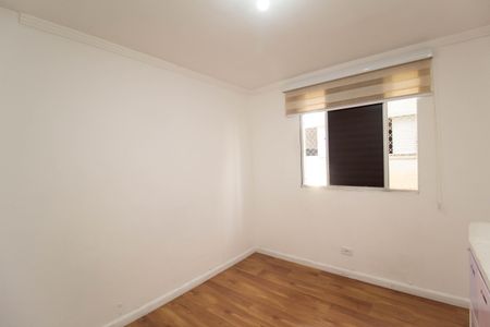 Quarto 1 de apartamento para alugar com 2 quartos, 41m² em Vila Regina, São Paulo