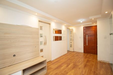 Sala de apartamento para alugar com 2 quartos, 41m² em Vila Regina, São Paulo