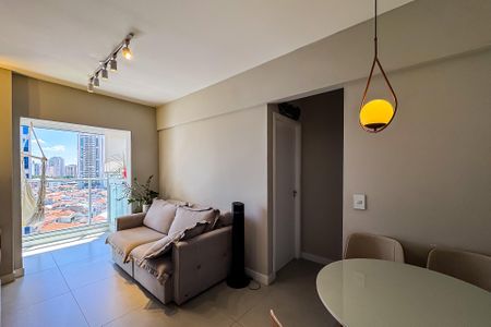Sala de apartamento para alugar com 1 quarto, 40m² em Vila Regente Feijó, São Paulo