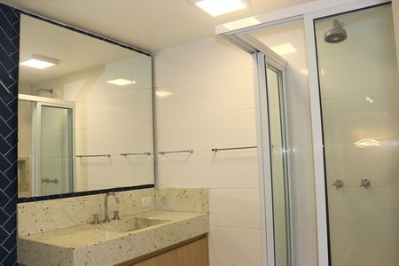 Apartamento para alugar com 93m², 2 quartos e 1 vagaSuíte