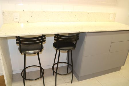 Apartamento para alugar com 93m², 2 quartos e 1 vagaCozinha