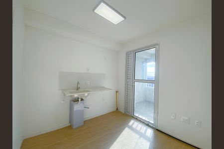 Sala/cozinha de apartamento para alugar com 2 quartos, 30m² em Água Branca, São Paulo