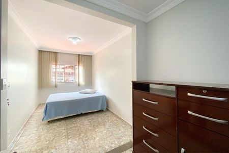 Casa à venda com 298m², 4 quartos e 3 vagasQuarto 3