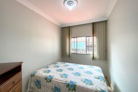 Casa à venda com 298m², 4 quartos e 3 vagasQuarto 2