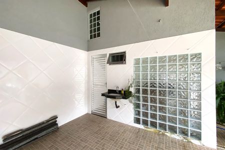 Casa à venda com 298m², 4 quartos e 3 vagasÁrea de Serviço