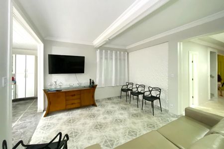 Casa à venda com 298m², 4 quartos e 3 vagasSala de Estar