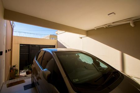 Casa à venda com 164m², 3 quartos e 3 vagasGaragem