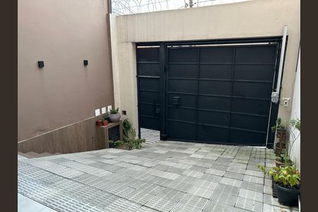 Casa à venda com 164m², 3 quartos e 3 vagas Casa à venda com 164m², 3 quartos e 3 vagasGaragem