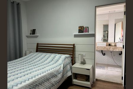 Casa à venda com 164m², 3 quartos e 3 vagas Casa à venda com 164m², 3 quartos e 3 vagasQuarto