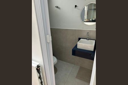 Casa à venda com 164m², 3 quartos e 3 vagas Casa à venda com 164m², 3 quartos e 3 vagasLavabo