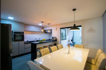 Casa à venda com 164m², 3 quartos e 3 vagasCopa/Cozinha