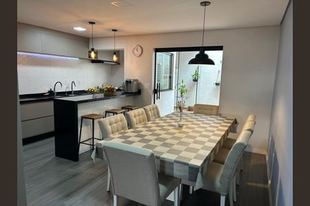 Casa à venda com 164m², 3 quartos e 3 vagasCozinha