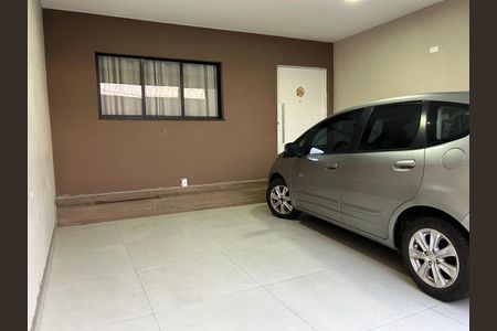 Casa à venda com 164m², 3 quartos e 3 vagas Casa à venda com 164m², 3 quartos e 3 vagasGaragem