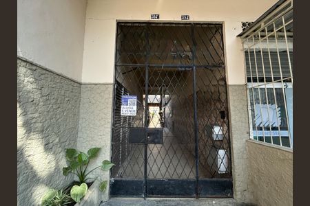 Apartamento para alugar com 90m², 2 quartos e sem vagaFachada + plaquinha