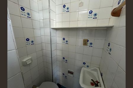 Apartamento para alugar com 90m², 2 quartos e sem vagaBanheiro de serviço
