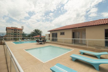 Apartamento para alugar com 45m², 2 quartos e sem vagaÁrea comum - Piscina