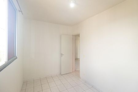 Quarto 1 de apartamento para alugar com 2 quartos, 45m² em Paciência, Rio de Janeiro