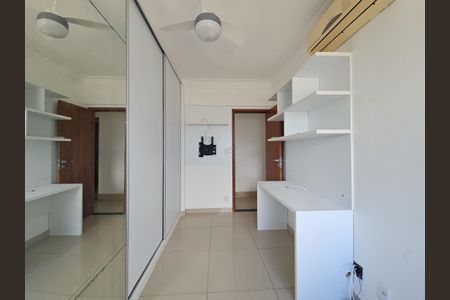 Apartamento para alugar com 120m², 3 quartos e 1 vagaQuarto