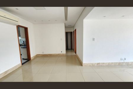 Sala  de apartamento para alugar com 3 quartos, 120m² em Pituba, Salvador