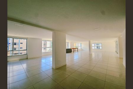 Apartamento para alugar com 120m², 3 quartos e 1 vagaÁrea comum - Salão de festas