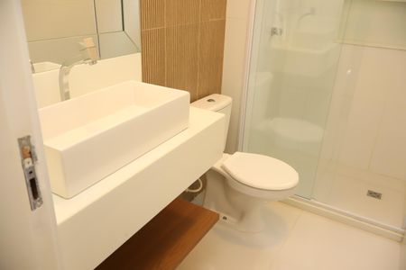 Apartamento para alugar com 68m², 2 quartos e 1 vagaBanheiro