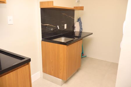 Apartamento para alugar com 68m², 2 quartos e 1 vagaÁrea de Serviço