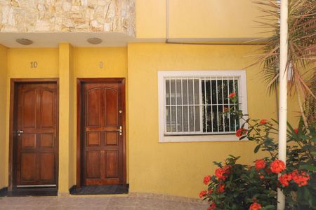 Casa de condomínio à venda com 65m², 2 quartos e 1 vagaFachada do imóvel