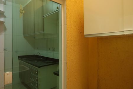 Casa de condomínio à venda com 65m², 2 quartos e 1 vagaÁrea de Serviço