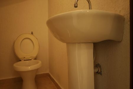 Casa de condomínio à venda com 65m², 2 quartos e 1 vagaBanheiro 3 - Lavabo