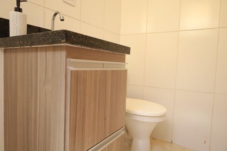 Casa de condomínio à venda com 65m², 2 quartos e 1 vagaBanheiro 1 - Suíte 1