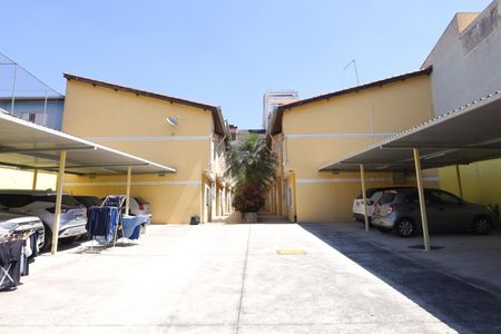 Casa de condomínio à venda com 65m², 2 quartos e 1 vagaÁrea comum - Estacionamento