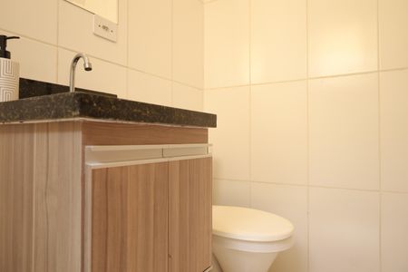 Casa de condomínio à venda com 65m², 2 quartos e 1 vagaBanheiro 1 - Suíte 1