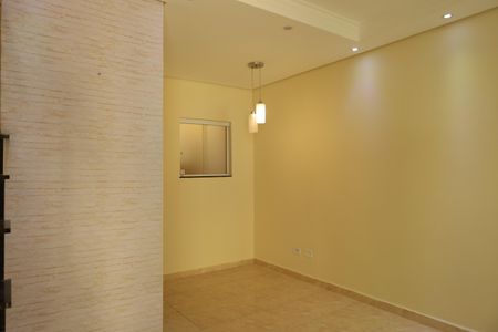 Casa de condomínio à venda com 65m², 2 quartos e 1 vagaSala