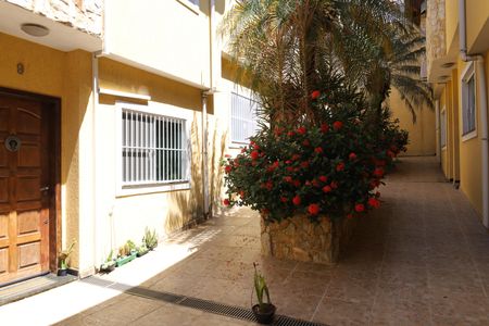 Casa de condomínio à venda com 65m², 2 quartos e 1 vagaÁrea comum do condomínio
