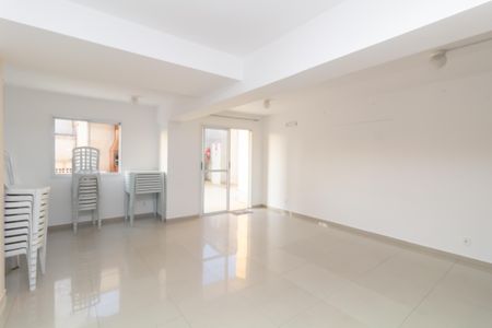 Apartamento à venda com 50m², 2 quartos e 1 vaga Apartamento à venda com 50m², 2 quartos e 1 vagaÁrea comum - Salão de festas