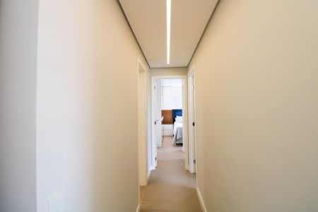 Apartamento à venda com 65m², 2 quartos e 1 vagaCorredor