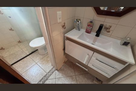 Apartamento à venda com 55m², 2 quartos e 1 vaga Apartamento à venda com 55m², 2 quartos e 1 vagaBanheiro