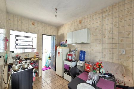 Casa à venda com 300m², 5 quartos e 3 vagasCasa 3 - Cozinha