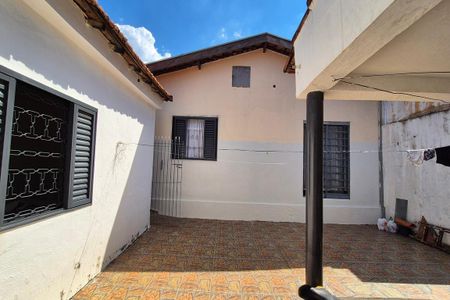 Casa à venda com 300m², 5 quartos e 3 vagasVista da Casa 2 - Sala