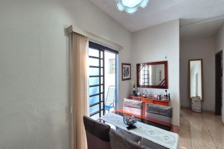 Casa à venda com 5 quartos, 300m² em Jardim Campos Eliseos, Campinas