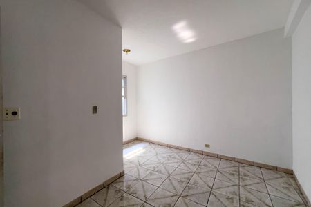 Casa para alugar com 60m², 2 quartos e 1 vaga Casa para alugar com 60m², 2 quartos e 1 vagaQuarto 1