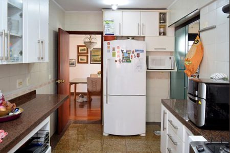 Apartamento para alugar com 184m², 3 quartos e 3 vagasCozinha