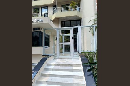 Apartamento para alugar com 184m², 3 quartos e 3 vagas Apartamento para alugar com 184m², 3 quartos e 3 vagasEntrada do edifício