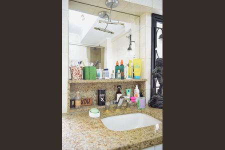 Apartamento para alugar com 184m², 3 quartos e 3 vagasBanheiro da Suíte 3