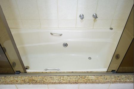 Apartamento para alugar com 184m², 3 quartos e 3 vagasBanheiro da Suíte 3