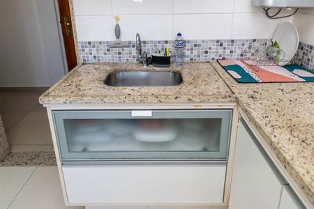 Apartamento para alugar com 70m², 2 quartos e 1 vagaCozinha