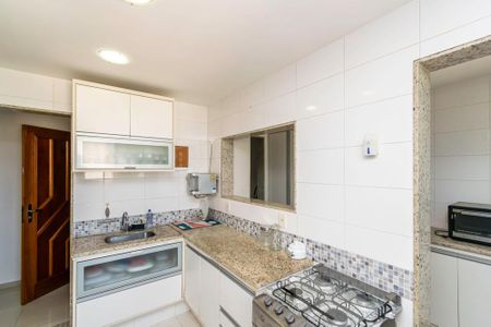 Apartamento para alugar com 70m², 2 quartos e 1 vagaCozinha