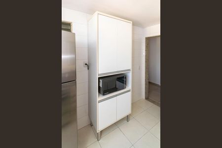 Apartamento para alugar com 70m², 2 quartos e 1 vagaCozinha - Armários
