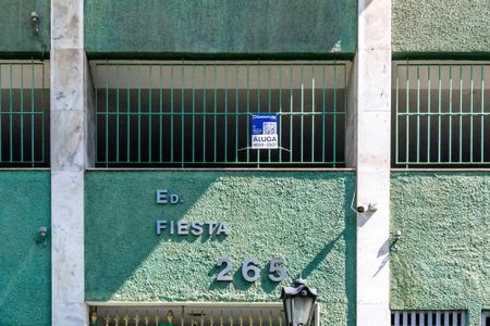 Apartamento para alugar com 70m², 2 quartos e 1 vagaFachada